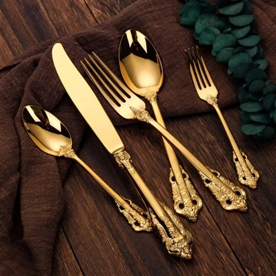 Set Peralatan Makan Tradisional Turki Dengan Gagang Emas